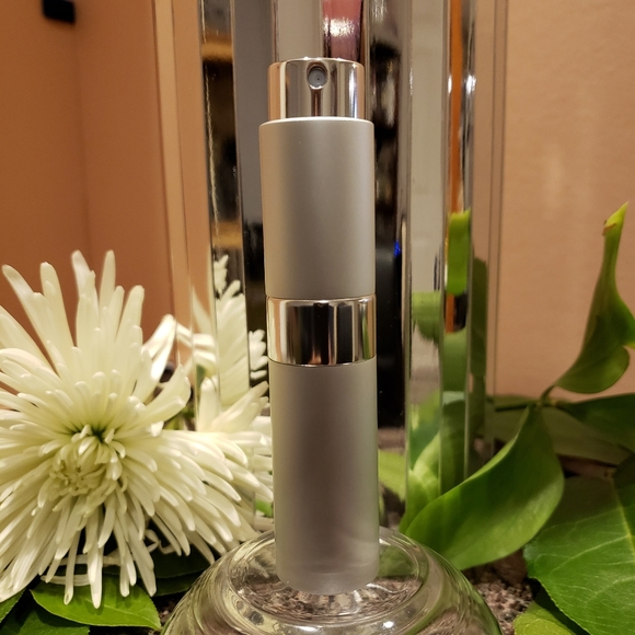 HP NEW Reusable Travel Size Mist Container•Silver - Picture 2 of 7